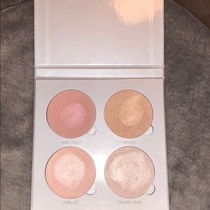 Anastasia Beverly Hills glow kit